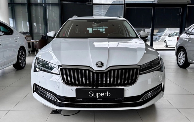 Skoda Superb cena 169890 przebieg: 4, rok produkcji 2024 z Skwierzyna małe 79